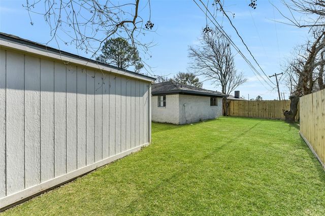 11022 Sageberry Drive, Houston, TX 77089