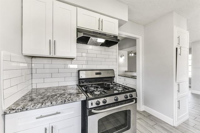 11022 Sageberry Drive, Houston, TX 77089