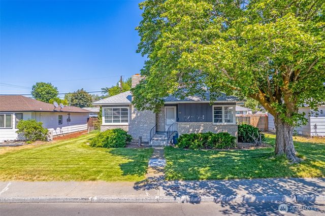 78 E Street NE, Ephrata, WA 98823