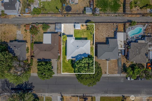 78 E Street NE, Ephrata, WA 98823