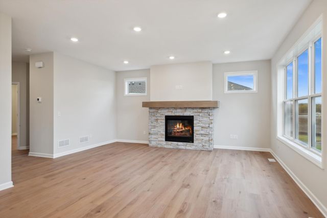 14426 Kingsview Lane N, Dayton, MN 55327