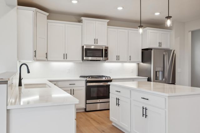 14426 Kingsview Lane N, Dayton, MN 55327