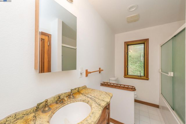 540 Lost Bridge Rd, Lewiston, CA 96052