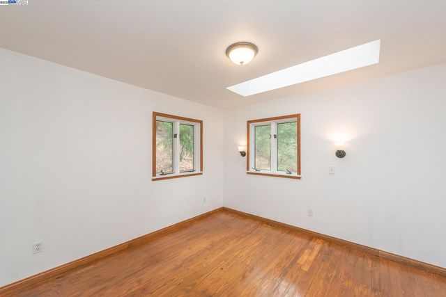 540 Lost Bridge Rd, Lewiston, CA 96052