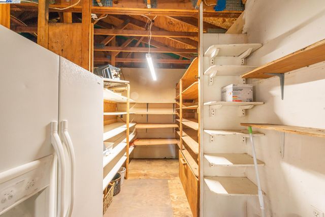 540 Lost Bridge Rd, Lewiston, CA 96052