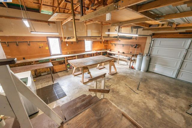 540 Lost Bridge Rd, Lewiston, CA 96052