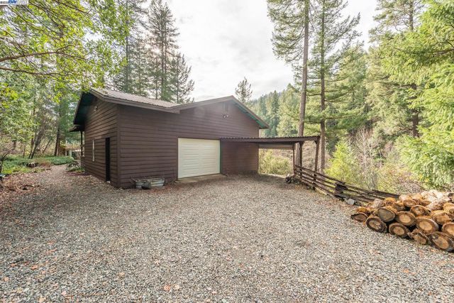 540 Lost Bridge Rd, Lewiston, CA 96052