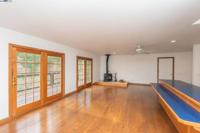 540 Lost Bridge Rd, Lewiston, CA 96052