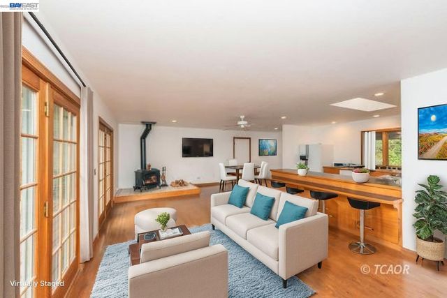 540 Lost Bridge Rd, Lewiston, CA 96052