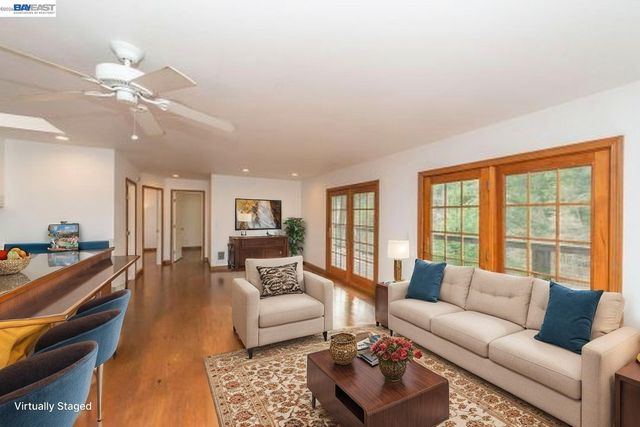 540 Lost Bridge Rd, Lewiston, CA 96052