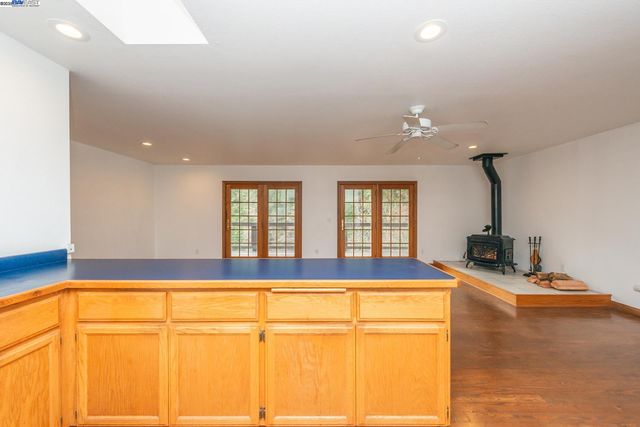 540 Lost Bridge Rd, Lewiston, CA 96052