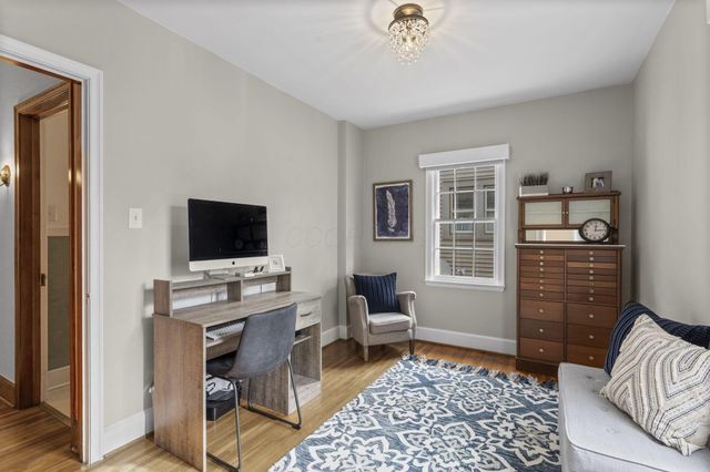 27 Woodland Avenue, Delaware, OH 43015