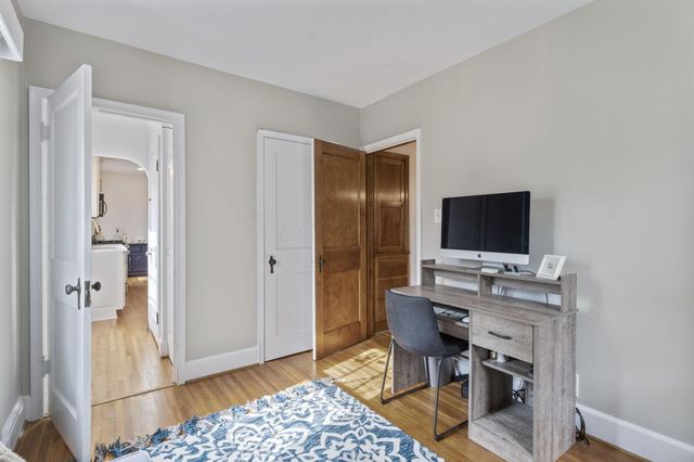 27 Woodland Avenue, Delaware, OH 43015