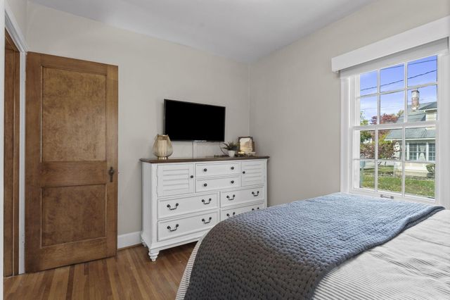 27 Woodland Avenue, Delaware, OH 43015