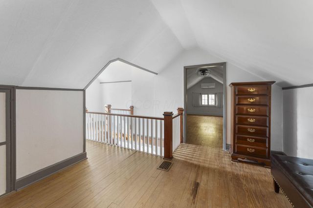 27 Woodland Avenue, Delaware, OH 43015