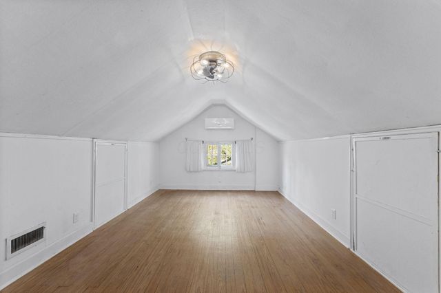 27 Woodland Avenue, Delaware, OH 43015