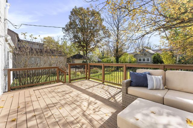 27 Woodland Avenue, Delaware, OH 43015