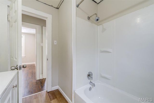 1243 Sutter Avenue, St Louis, MO 63133