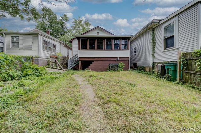 1243 Sutter Avenue, St Louis, MO 63133