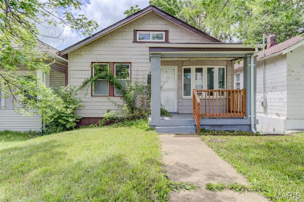 1243 Sutter Avenue, St Louis, MO 63133
