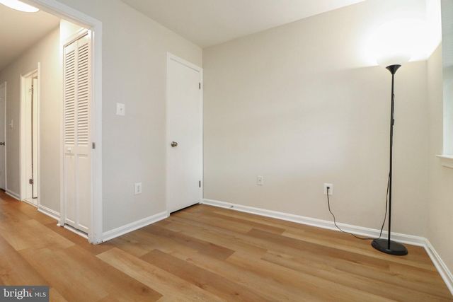 13893 OYSTER POINT CT, Chantilly, VA 20151