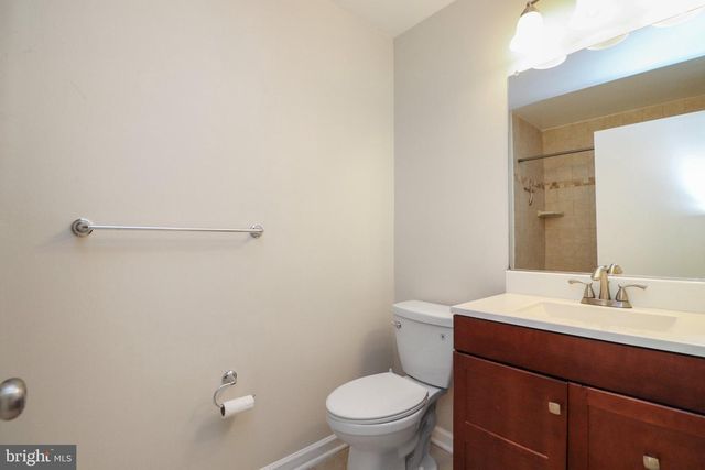 13893 OYSTER POINT CT, Chantilly, VA 20151