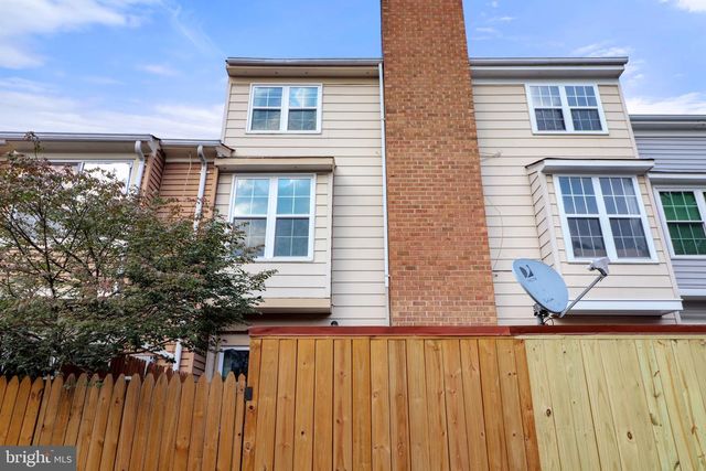 13893 OYSTER POINT CT, Chantilly, VA 20151