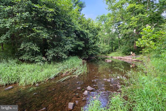 13893 OYSTER POINT CT, Chantilly, VA 20151