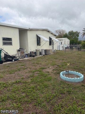 210 Pine Key LN 210, Naples, FL 34114
