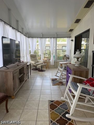 210 Pine Key LN 210, Naples, FL 34114