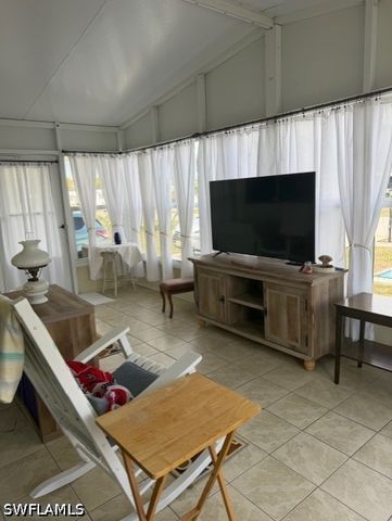 210 Pine Key LN 210, Naples, FL 34114
