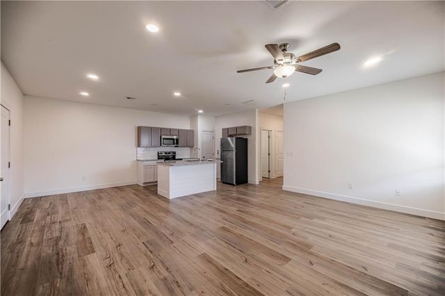 5771 E Bristol Street, Wichita, KS 67220