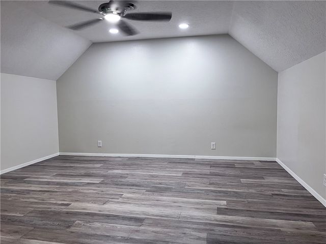 621 Philomena Dr, Corpus Christi, TX 78412