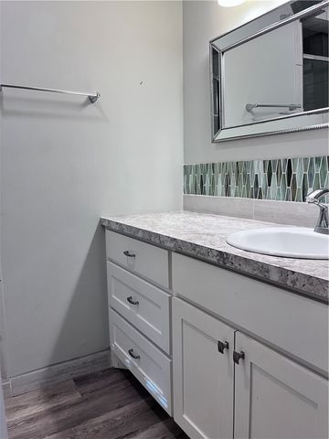 621 Philomena Dr, Corpus Christi, TX 78412