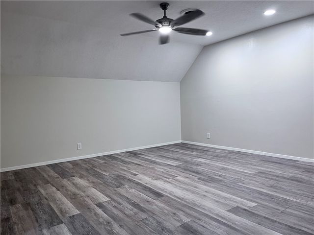 621 Philomena Dr, Corpus Christi, TX 78412