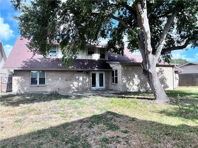 621 Philomena Dr, Corpus Christi, TX 78412