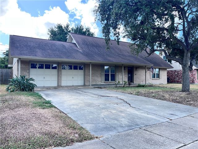 621 Philomena Dr, Corpus Christi, TX 78412