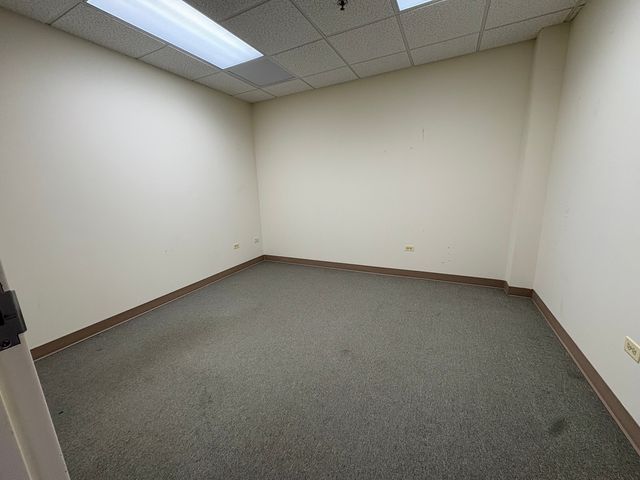 480 E Roosevelt Road, West Chicago, IL 60185
