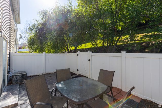 182 E DAISYFIELD DR, Draper, UT 84020
