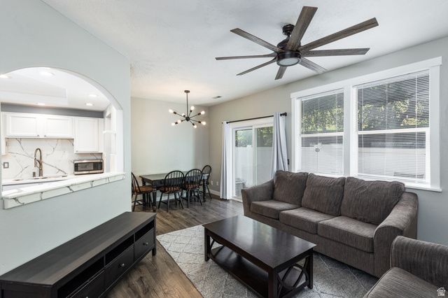 182 E DAISYFIELD DR, Draper, UT 84020