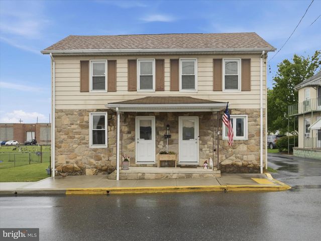 128 E MADISON STREET, Greencastle, PA 17225