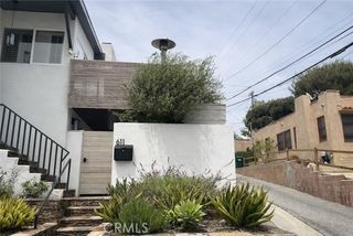 611 Avenue C, Redondo Beach, CA 90277