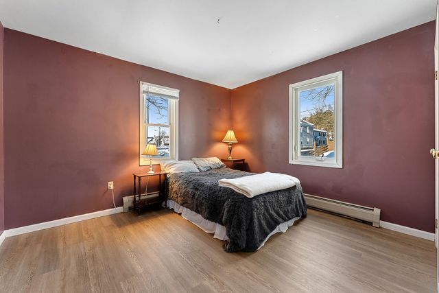 16 Lakewood Parkway, Burlington, VT 05408