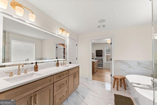 2218 Huntingdon Court, Gainesville, GA 30506