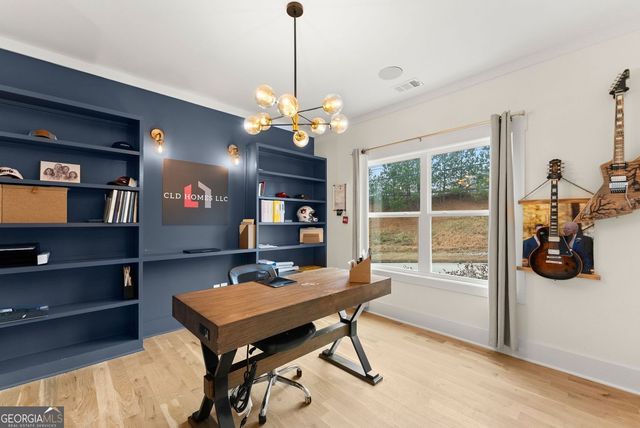 2218 Huntingdon Court, Gainesville, GA 30506