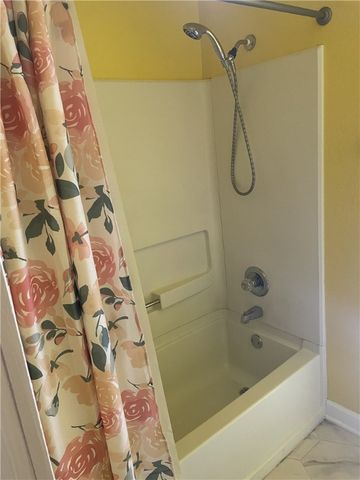 406 S Fulton Street, Clarksville, AR 72830