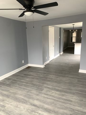 3654 E 97th Street, Chicago, IL 60617