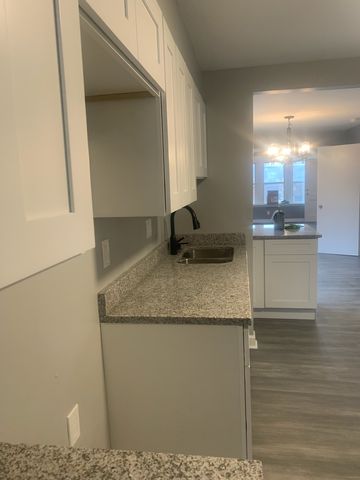 3654 E 97th Street, Chicago, IL 60617