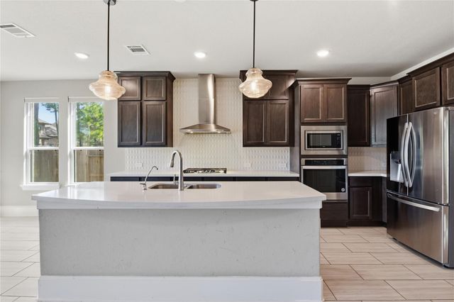 17501 Spice Merlot Lane, Conroe, TX 77302