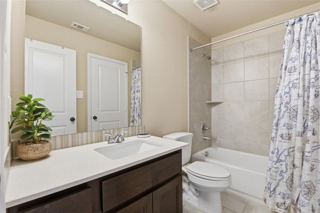 17501 Spice Merlot Lane, Conroe, TX 77302